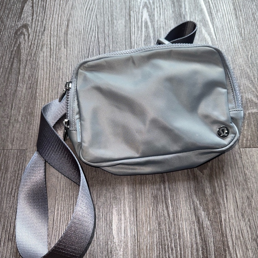 Lululemon Everywhere Belt Bag Large 2L
